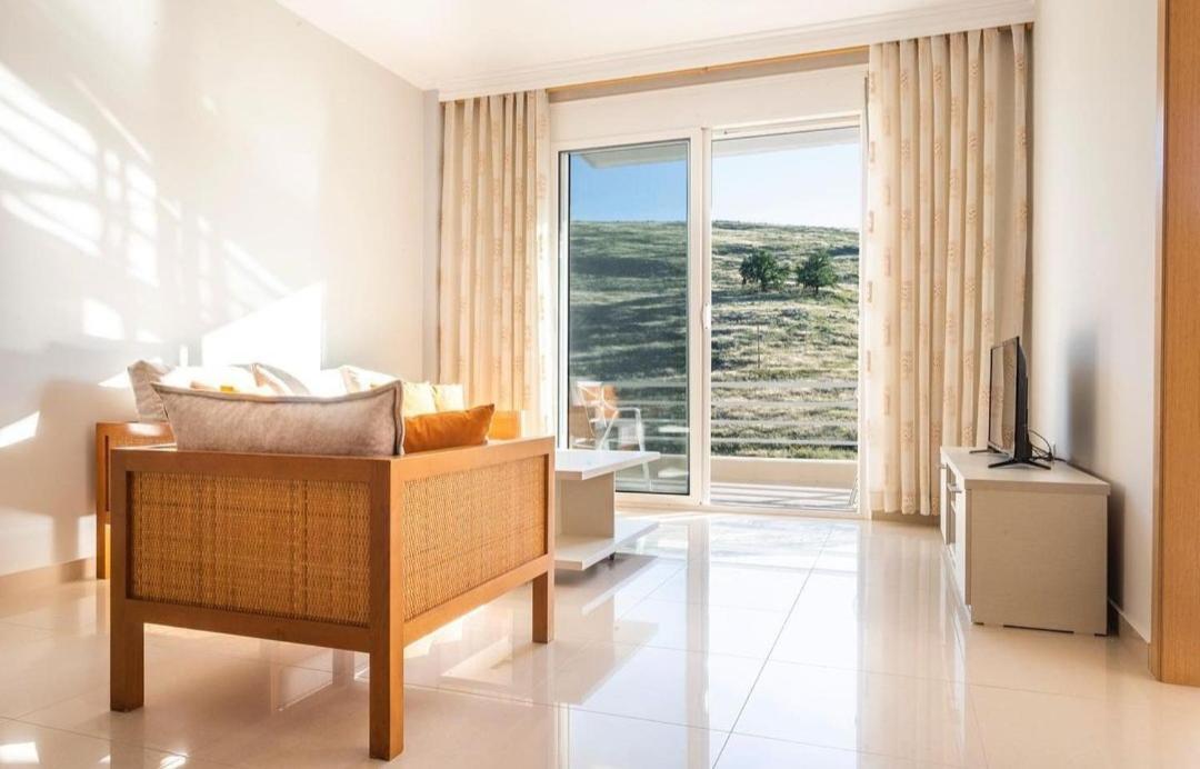 Llamani Appartement Himare